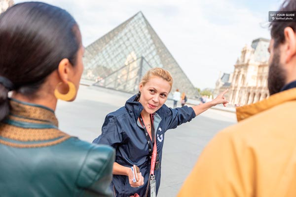 Louvren entrebiljett inkl guidad tur